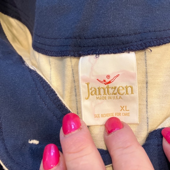 Baseball season is here! What a great T-shirt - Picture 5 of 5